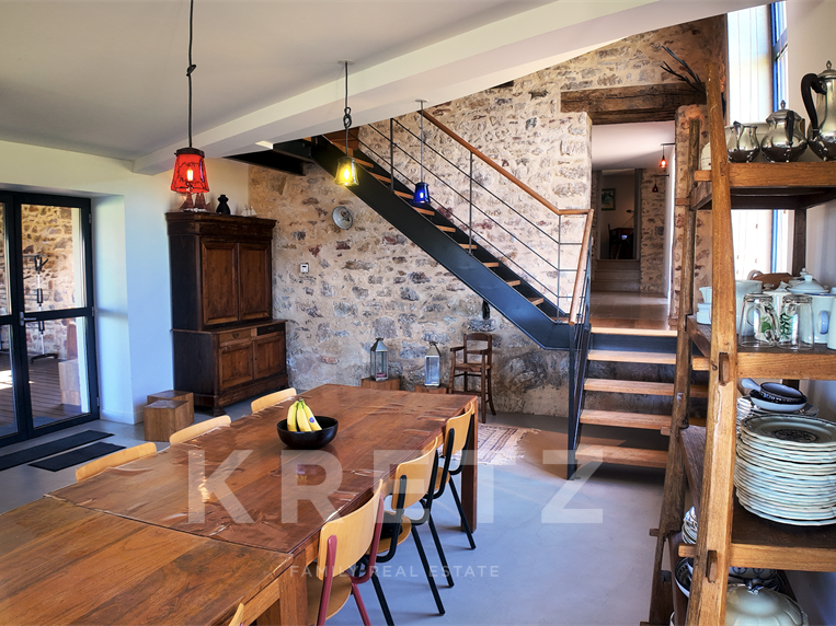 Maison Saint-Rémy - 17 chambres - 680m²