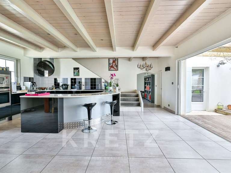 Maison Saint-Pierre-d'Oléron - 5 chambres - 203m²