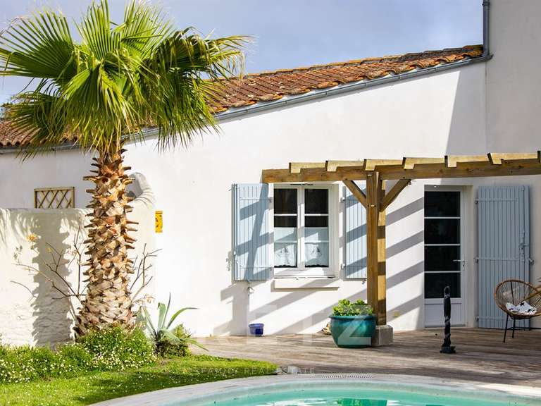 Maison Saint-Pierre-d'Oléron - 5 chambres - 203m²