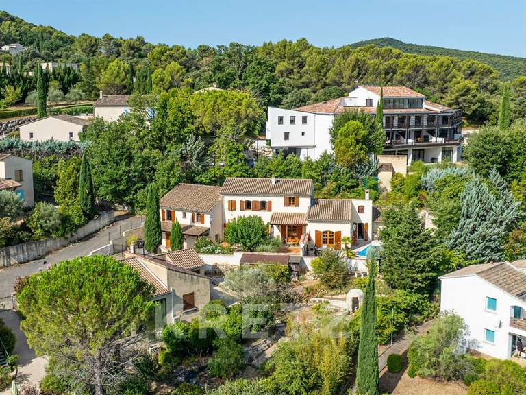Maison Vaison-la-Romaine - 4 chambres - 248m²