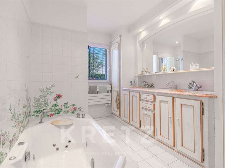 Maison Vaison-la-Romaine - 6 chambres - 240m²