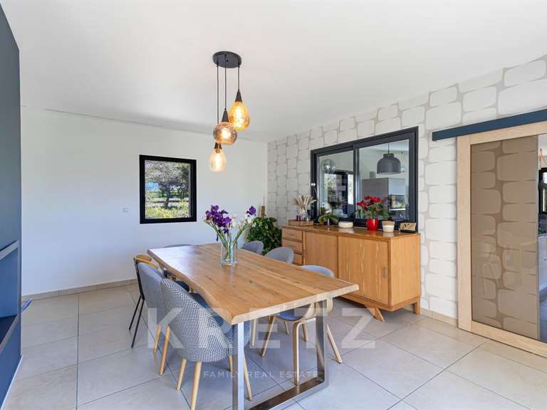 Maison Grignan - 7 chambres - 415m²