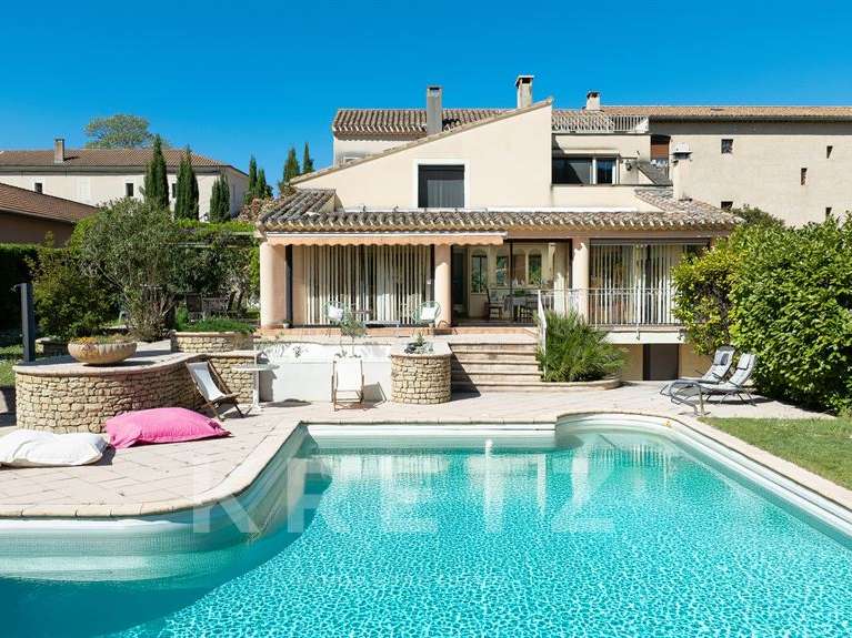 Maison Sablet - 6 chambres - 340m²