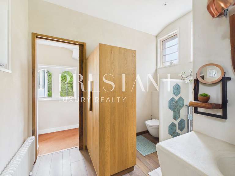 House Bayonne - 5 bedrooms - 460m²