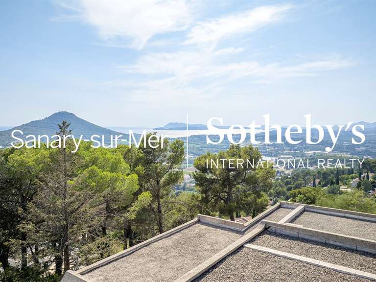 Maison Carqueiranne - 5 chambres - 373m²