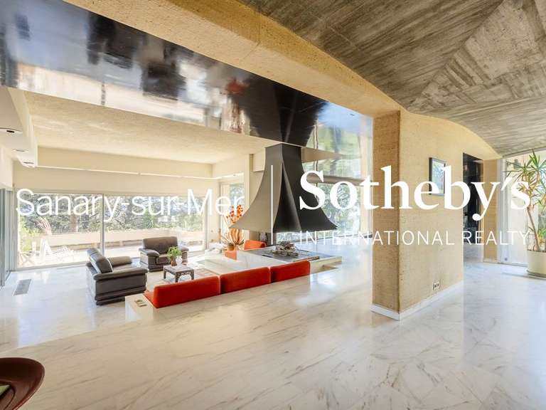 Maison Carqueiranne - 5 chambres - 373m²