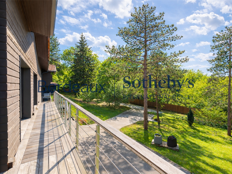 Maison Bordeaux - 6 chambres - 335m²