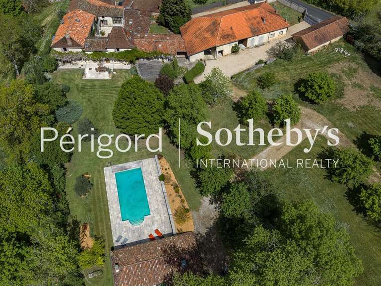 Maison Périgueux - 8 chambres - 485m²