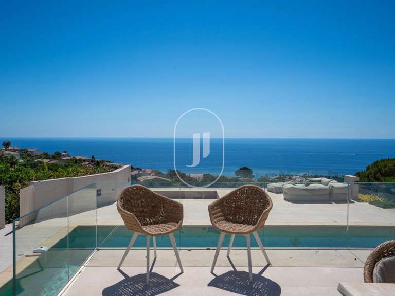 Villa avec Vue sur mer Roquebrune-sur-Argens - 5 chambres - 153m²