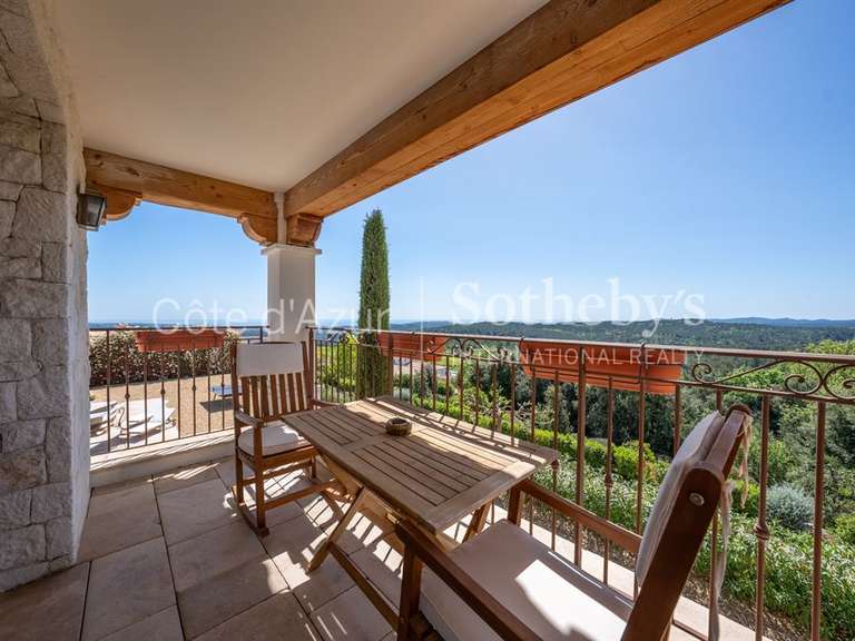Maison Roquefort-les-Pins - 6 chambres - 382m²