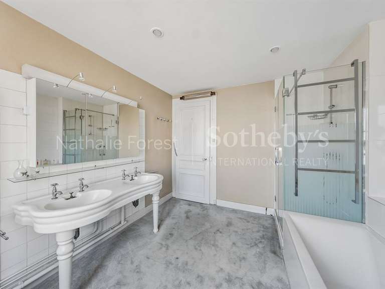 Maison Lille - 12 chambres - 327m²