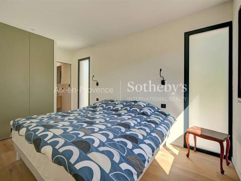 House Aix-en-Provence - 4 bedrooms - 166m²