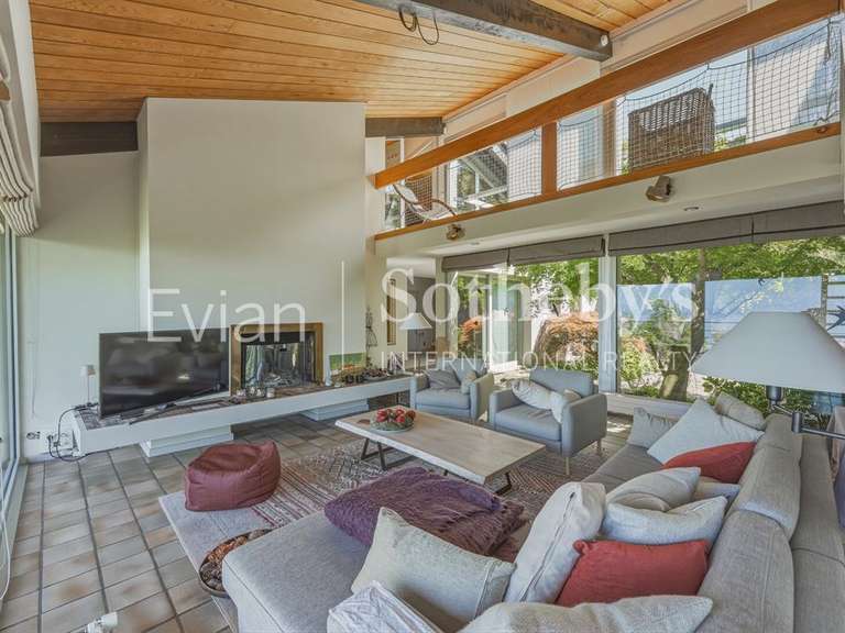 Maison Thonon-les-Bains - 5 chambres - 306m²