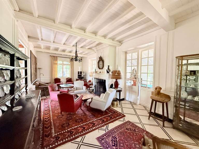Maison Bergerac - 5 chambres - 260m²