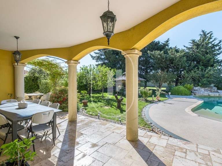 Villa Le Thor - 4 bedrooms - 225m²