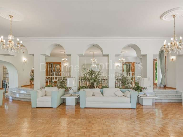 Maison Archamps - 11 chambres - 770m²