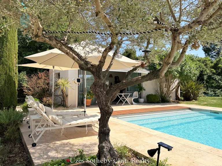 Maison Uzès - 4 chambres - 242m²