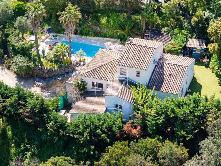 Villa Sainte-Maxime - 5 chambres - 156m²