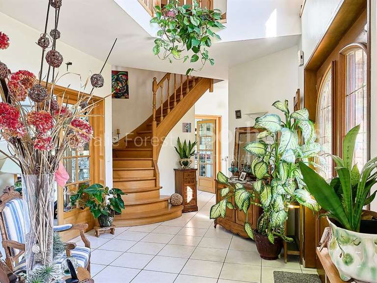 Maison Louvil - 6 chambres - 246m²