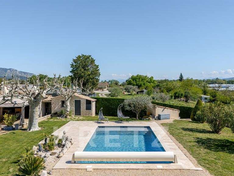 Maison Manosque - 4 chambres - 220m²