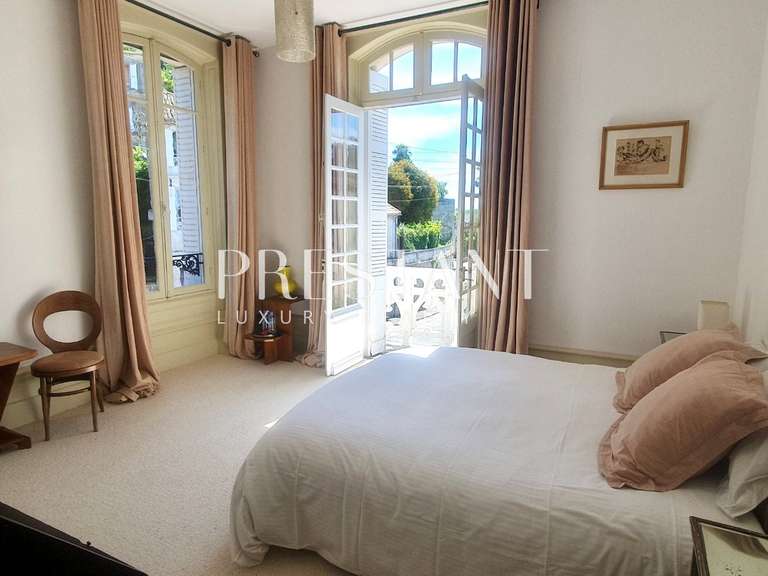 Maison Angoulême - 5 chambres - 300m²
