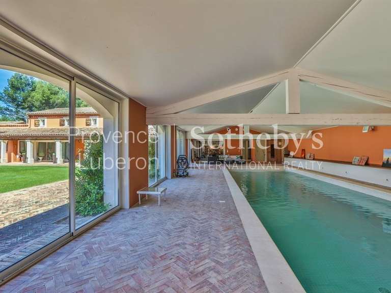 Maison Roussillon - 6 chambres - 700m²