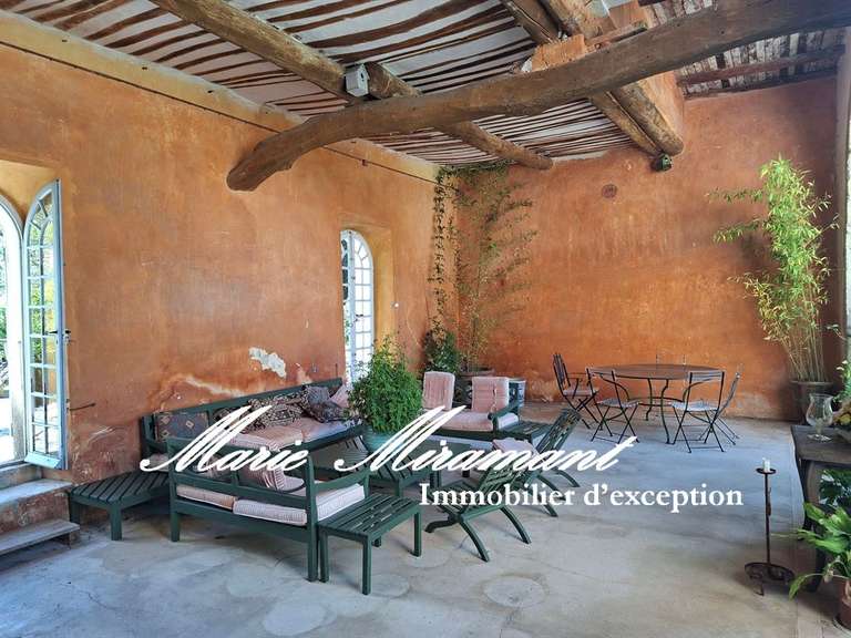Propriété L'Isle-sur-la-Sorgue - 8 chambres - 550m²