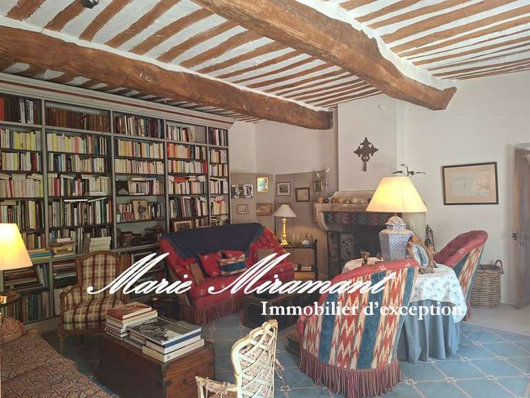 Propriété L'Isle-sur-la-Sorgue - 8 chambres - 550m²