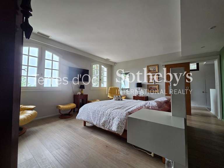 Propriété Perpignan - 3 chambres - 202m²