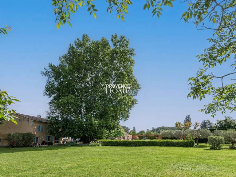 Propriété Le Thor - 5 chambres - 200m²
