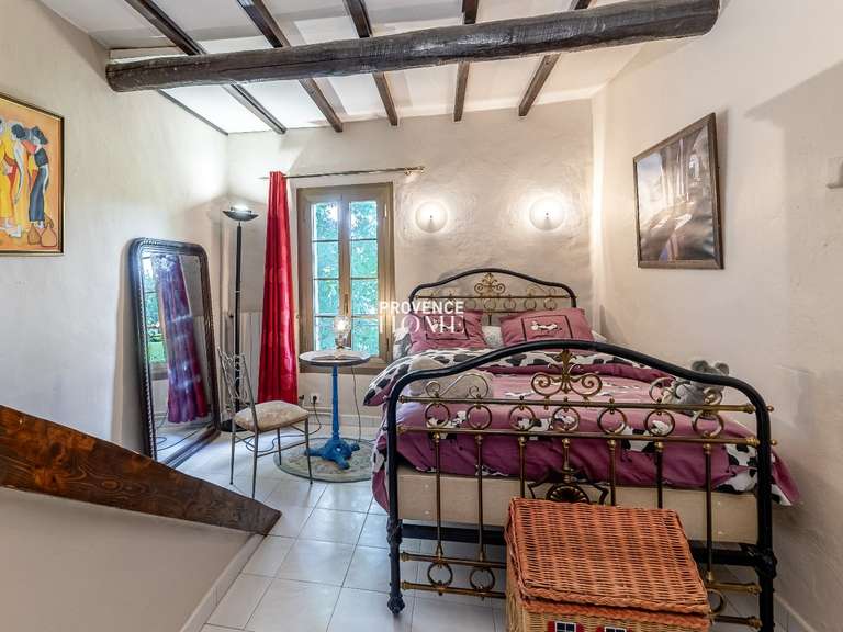 Propriété Le Thor - 5 chambres - 200m²