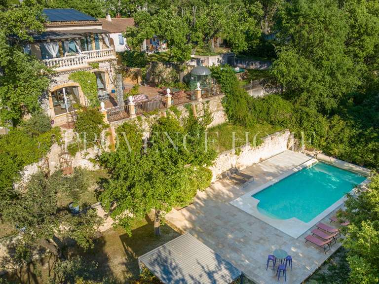 Maison Robion - 6 chambres - 287m²