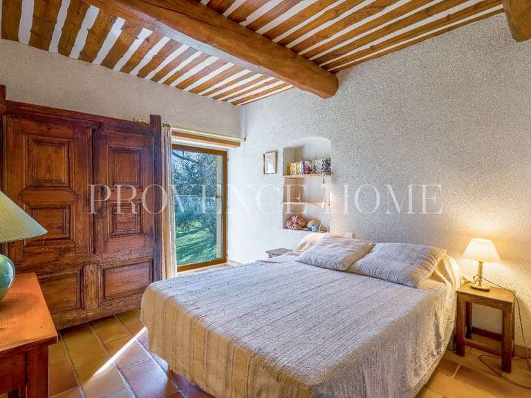 Maison Sarrians - 4 chambres - 205m²