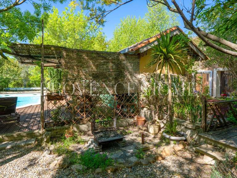 Propriété Cavaillon - 7 chambres - 252m²