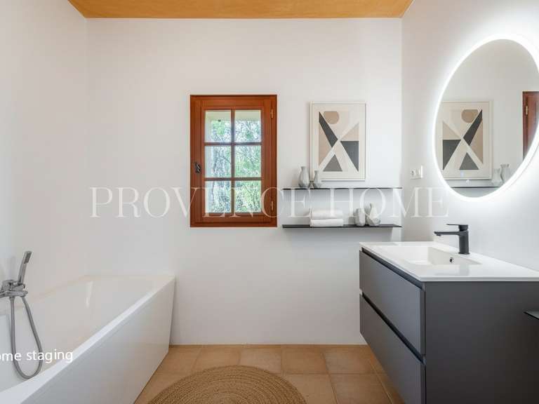 Propriété Cabrières-d'Avignon - 5 chambres - 269m²