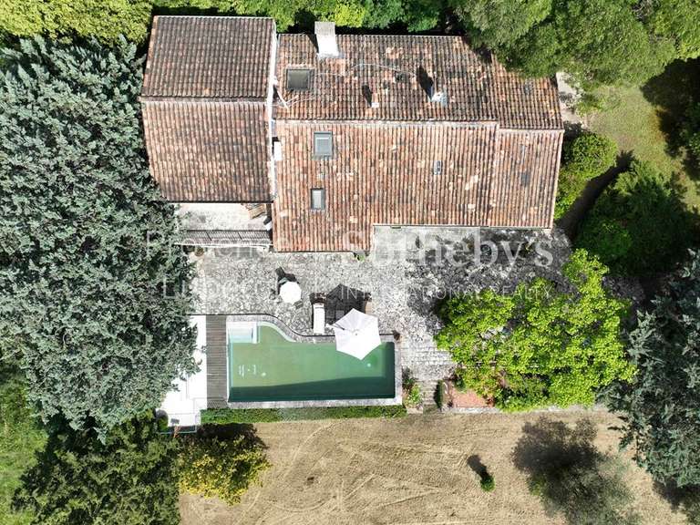Maison Fontaine-de-Vaucluse - 3 chambres - 160m²