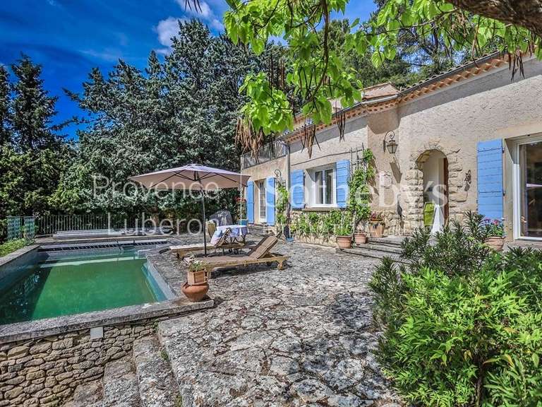 Maison Fontaine-de-Vaucluse - 3 chambres - 160m²