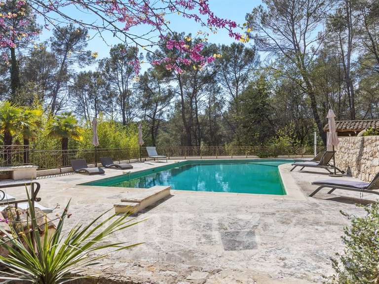 Maison Roquefort-les-Pins - 6 chambres - 400m²