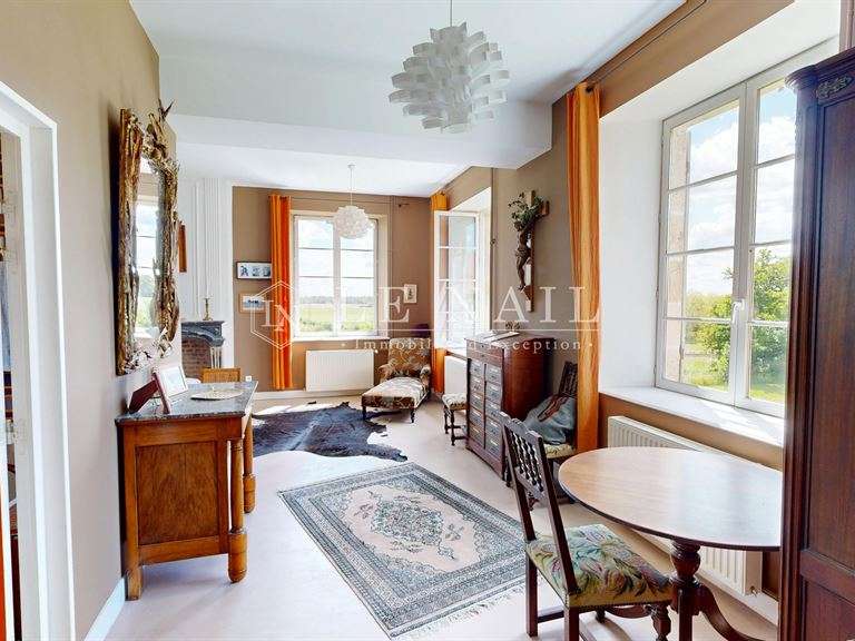 Propriété Moulins - 6 chambres - 421m²