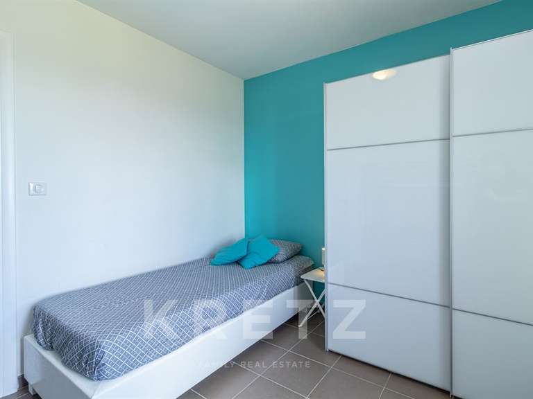 Maison Mérindol-les-Oliviers - 5 chambres - 224m²