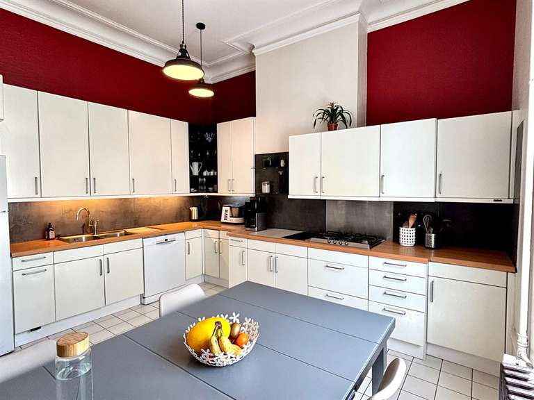 Maison Tours - 4 chambres - 208m²