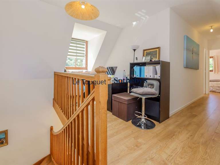 House Nesles - 5 bedrooms - 282m²