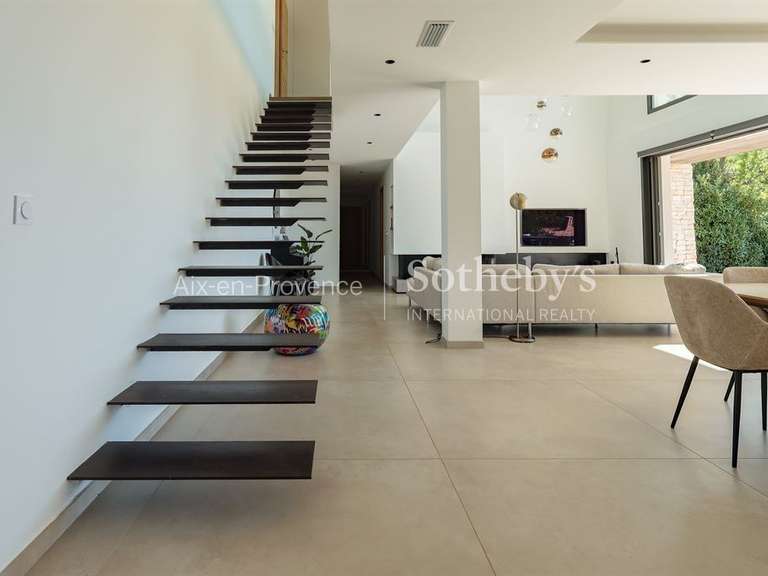 Maison Aix-en-Provence - 4 chambres - 240m²