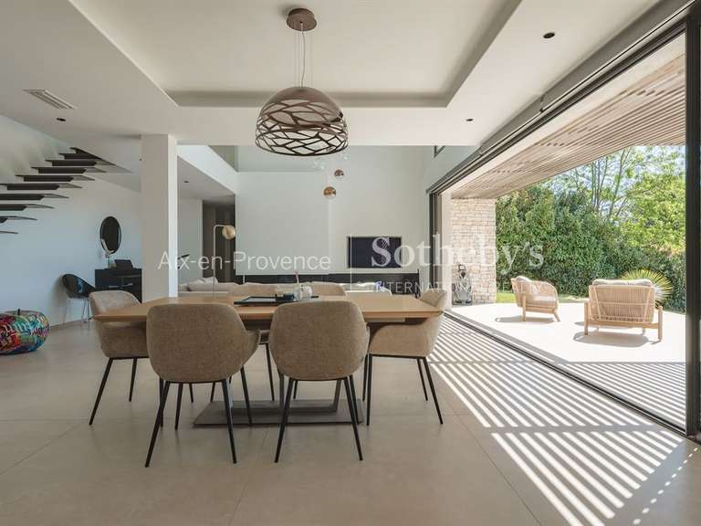 Maison Aix-en-Provence - 4 chambres - 240m²