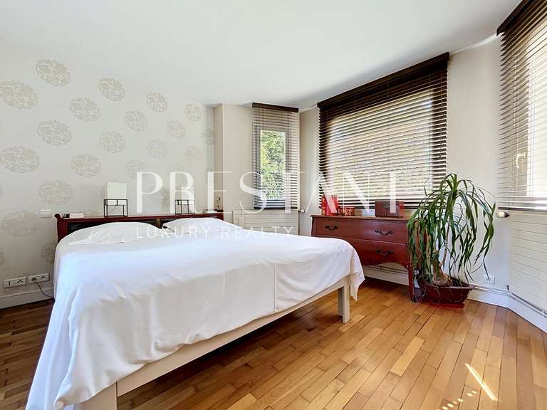 Maison Saint-Rémy-lès-Chevreuse - 4 chambres - 200m²