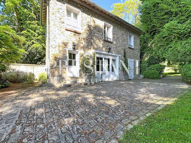Maison Saint-Rémy-lès-Chevreuse - 4 chambres - 200m²