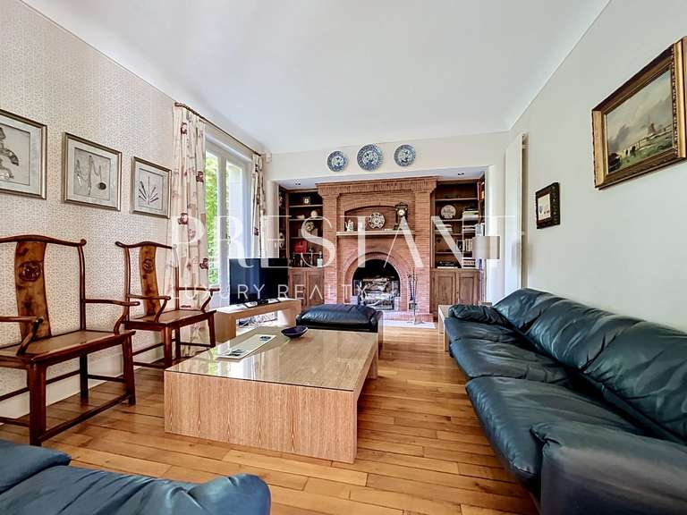 Maison Saint-Rémy-lès-Chevreuse - 4 chambres - 200m²