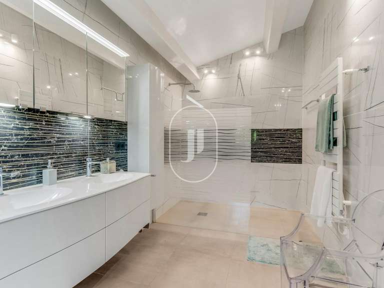 Villa La Garde-Freinet - 4 chambres - 269m²