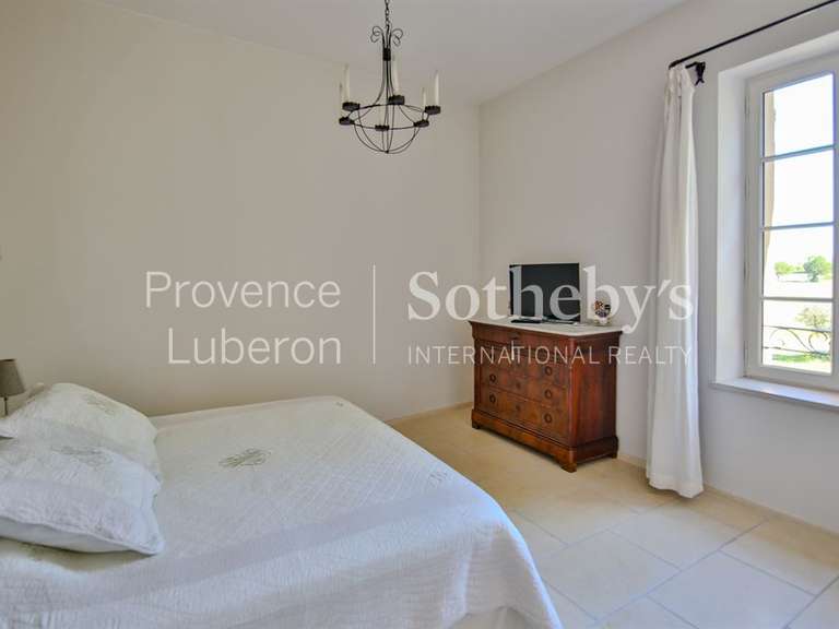 Maison Monteux - 16 chambres - 838m²