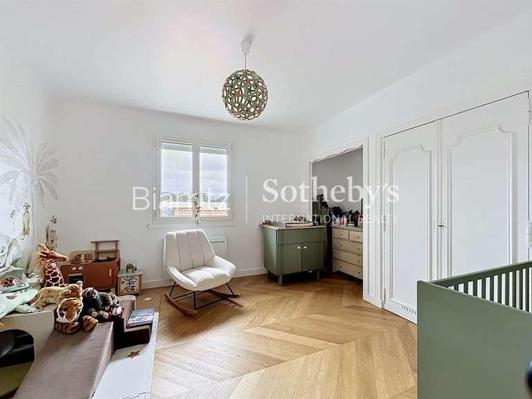 Maison Anglet - 4 chambres - 220m²